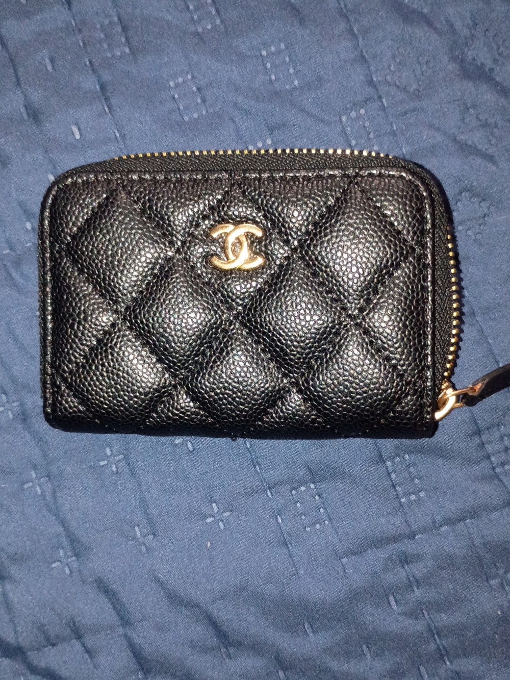 Black Quilted Zip Card Holder with Gold  CC Logo